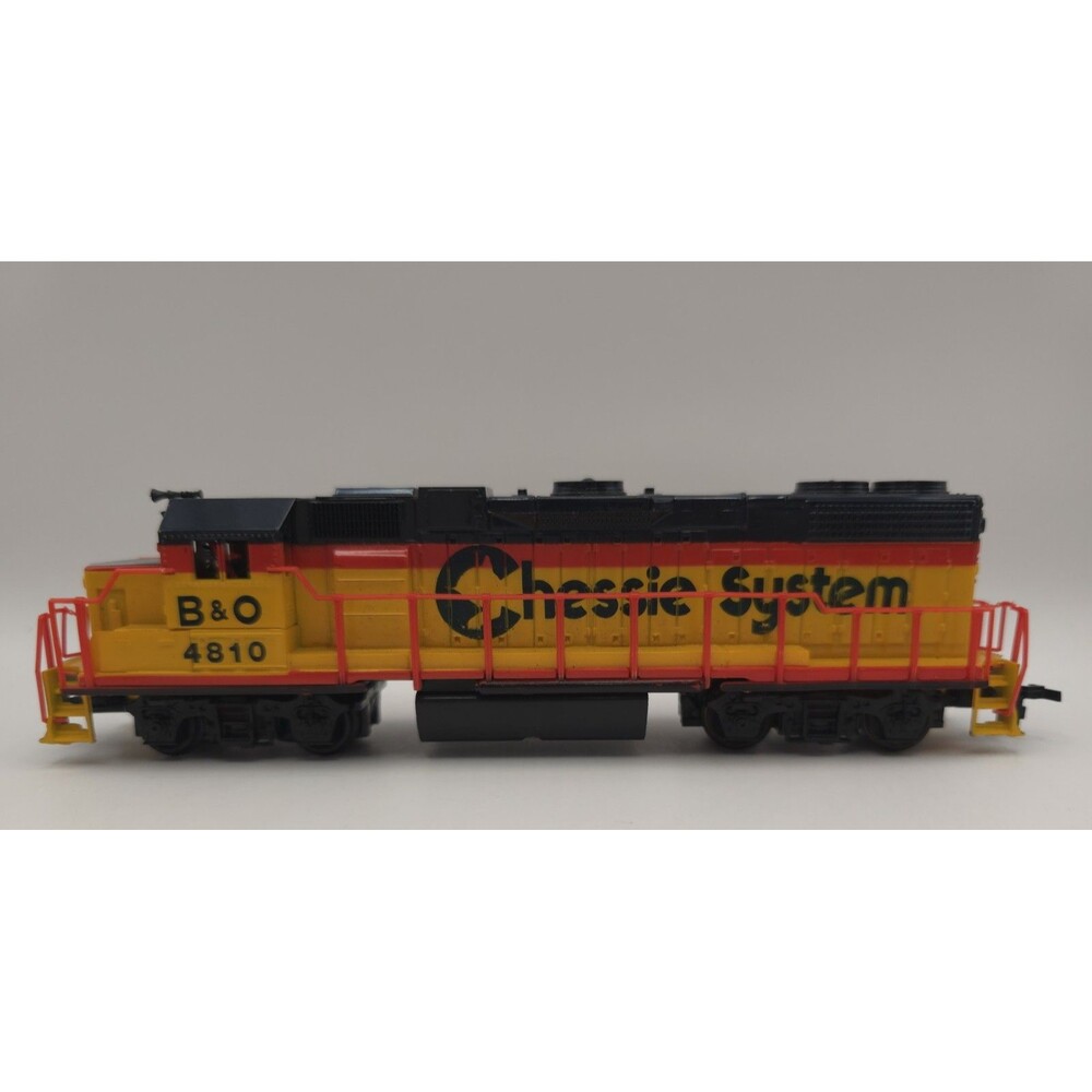 Life-Like HO Scale Chesapeake System B&O 4810 Powered Locomotive 8288